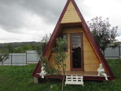 La Capra Vecinului Villa Oglinzi Buitenkant foto